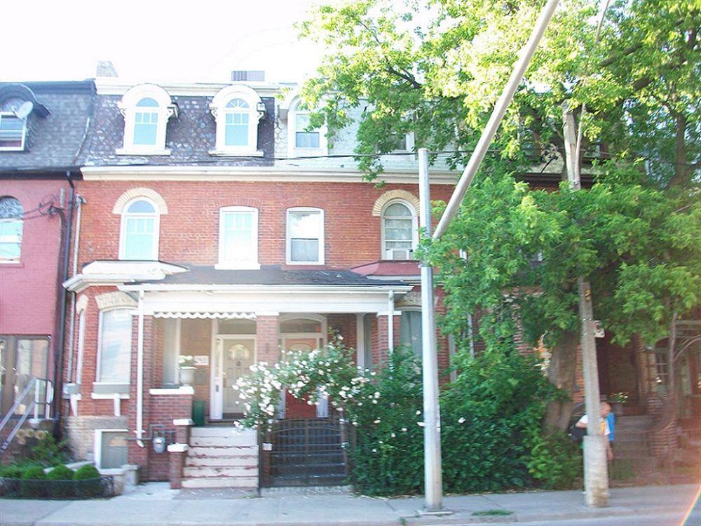 Comfy Guesthouse & Suite Toronto Esterno foto