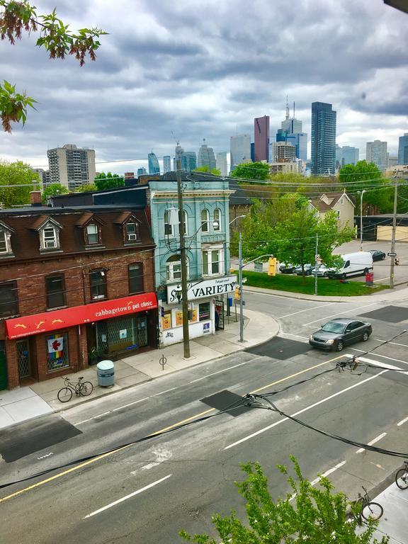 Comfy Guesthouse & Suite Toronto Esterno foto