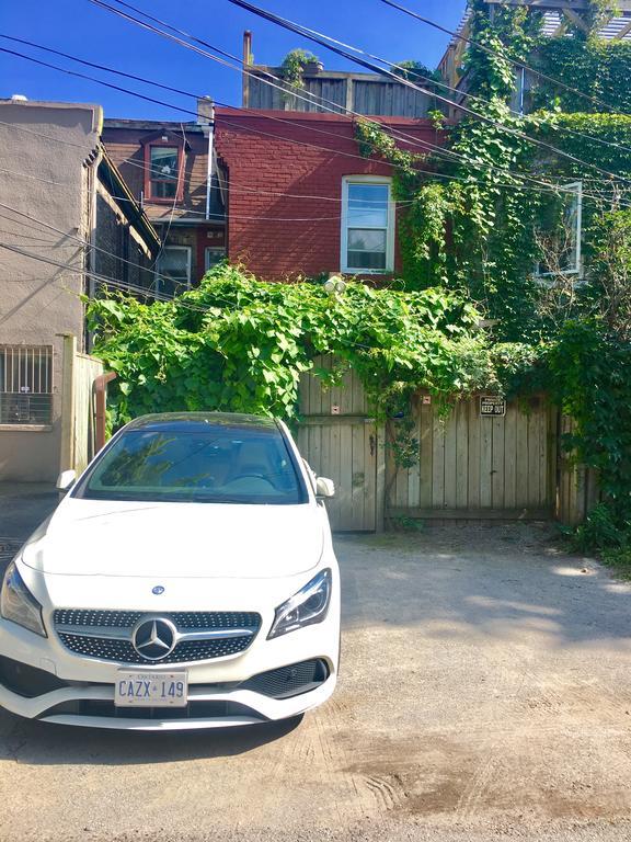 Comfy Guesthouse & Suite Toronto Esterno foto