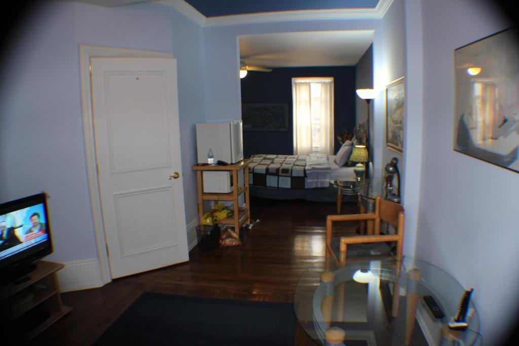 Comfy Guesthouse & Suite Toronto Esterno foto