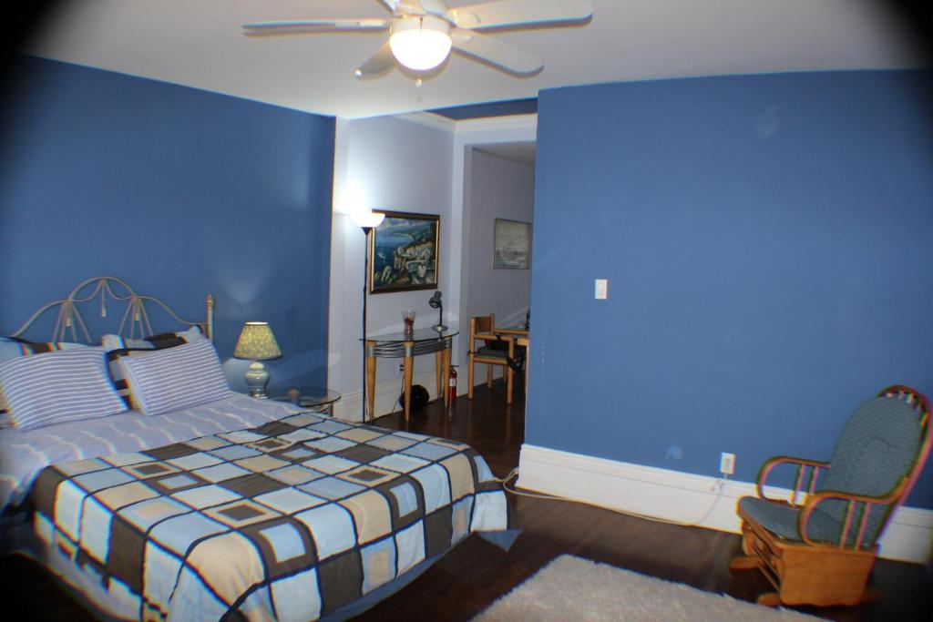 Comfy Guesthouse & Suite Toronto Esterno foto