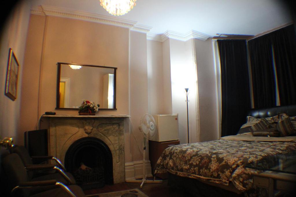 Comfy Guesthouse & Suite Toronto Esterno foto